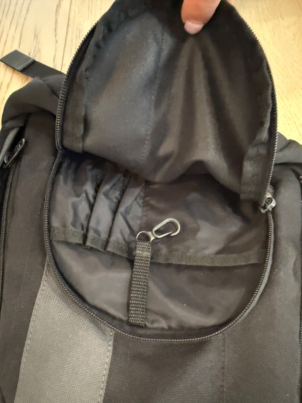 Nike Mini Backpack - Picture 4 of 5